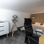 Central 2 Bedroom Apartment!